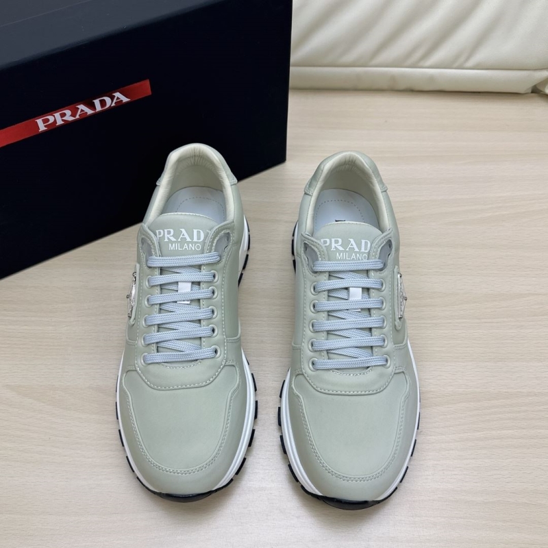 Pra*a casual shoes